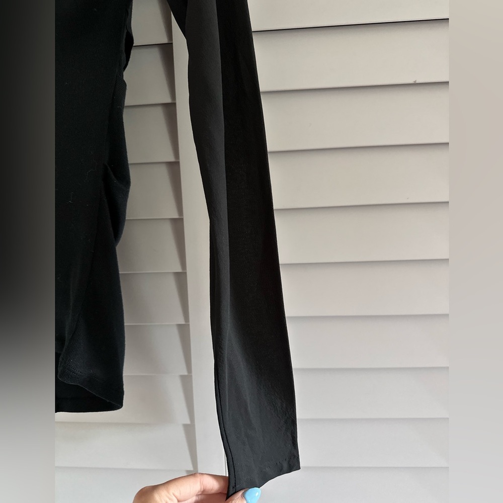 VTG Brunello Cucinelli Black Draped Long-Sleeve Top - Picture 5 of 6
